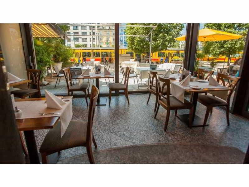 Schweizerhof Hotel 3*